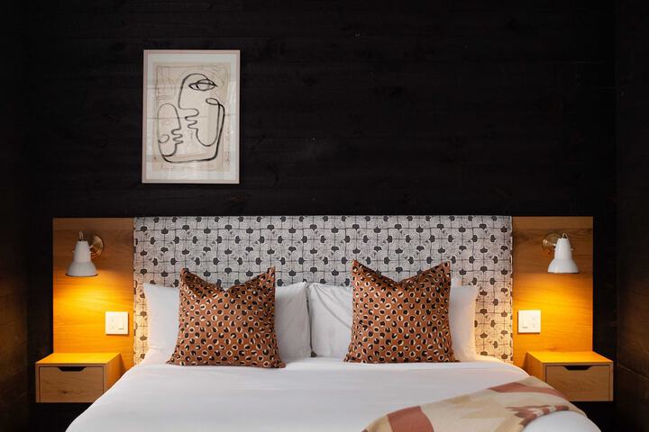 Woodstock Way Hotel