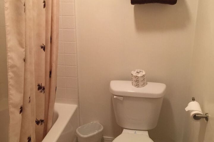 Room 70 of 117