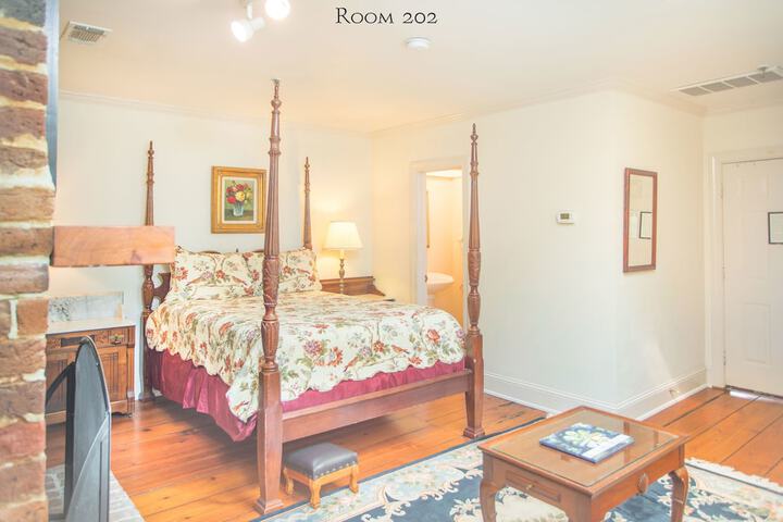 Room 40 of 170