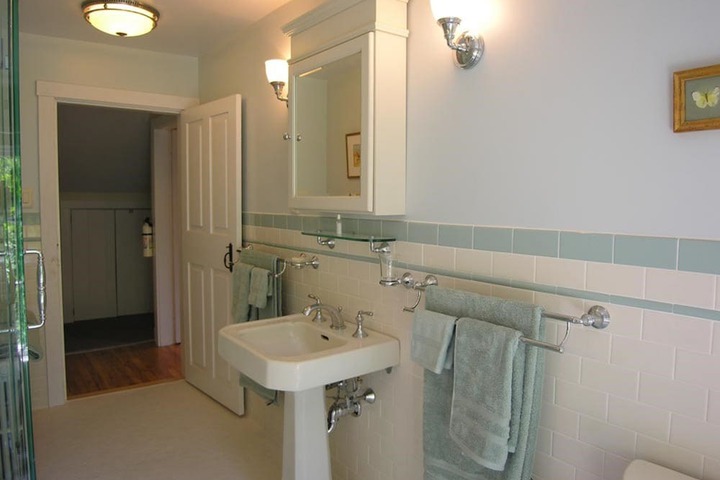 Delano Homestead Bed & Breakfast