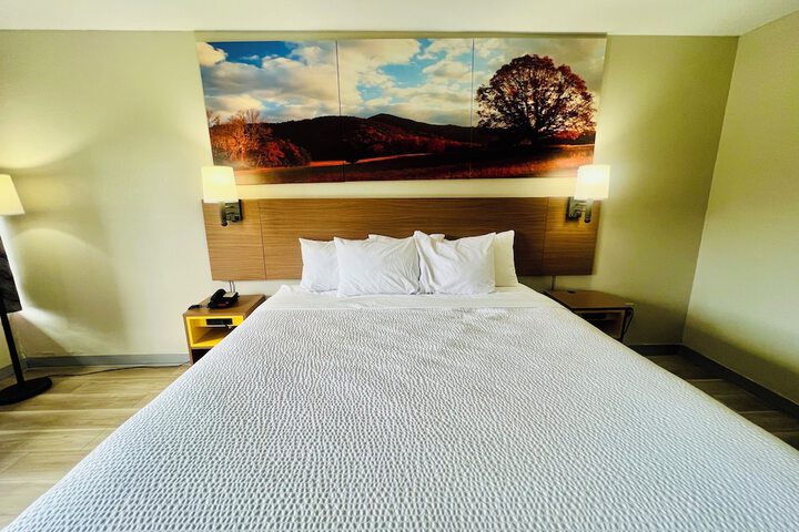 Days Inn by Wyndham Jellico - Tennessee State Line