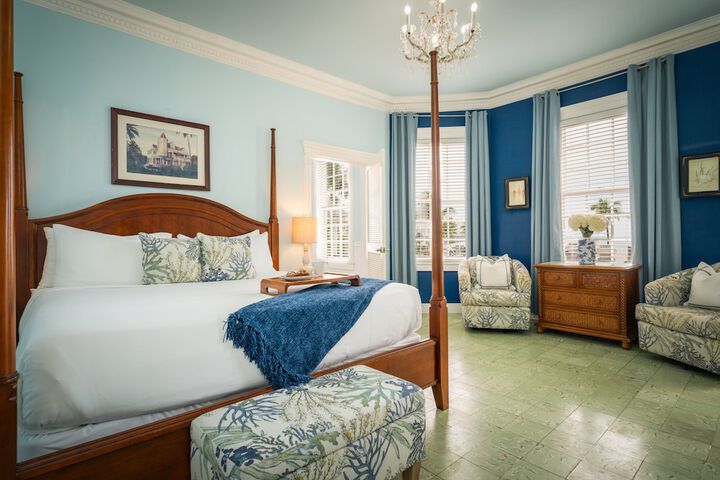 Southernmost House - Adult Exclusive