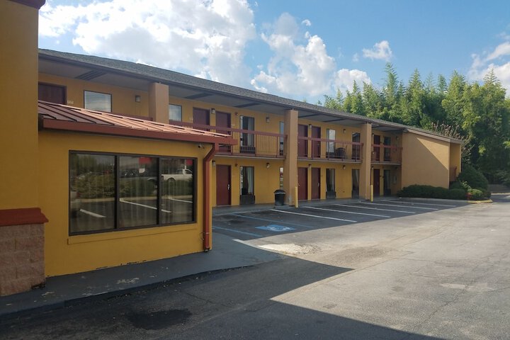 Hotel 3 of 43