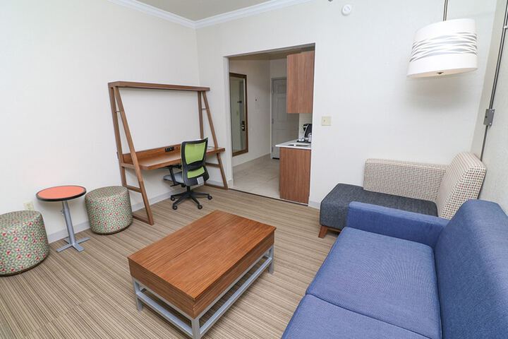 Holiday Inn Express Hotel & Suites Greenville by IHG