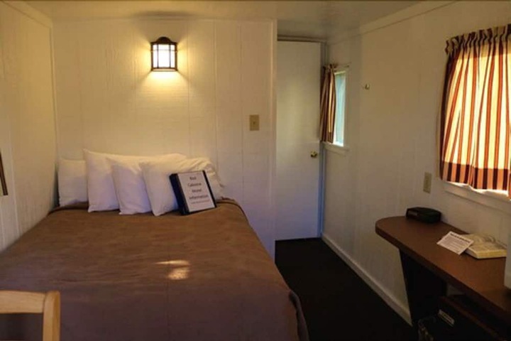 Room 14 of 74