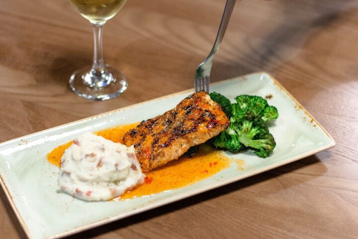 Dining 159 of 226
