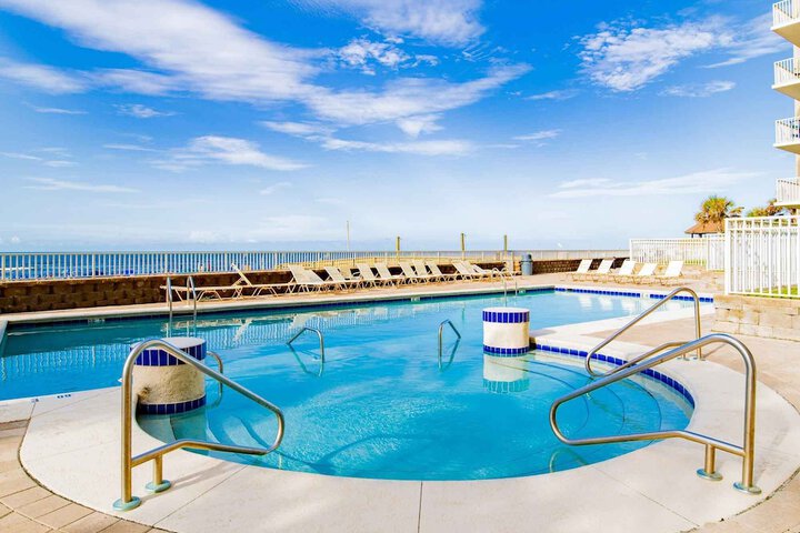 Pool 6 of 27