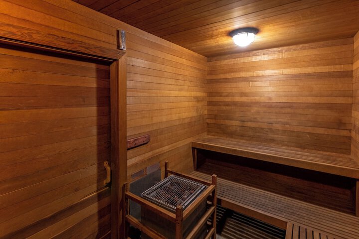Red Wolf Lodge at Olympic Valley