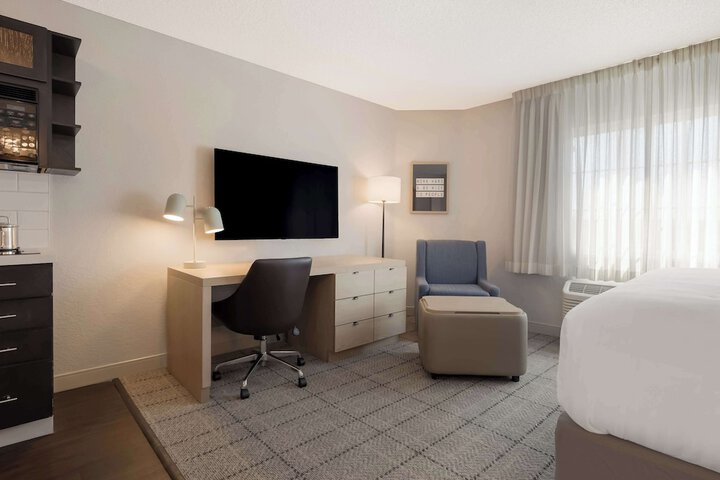 Sonesta Simply Suites Irvine East Foothill