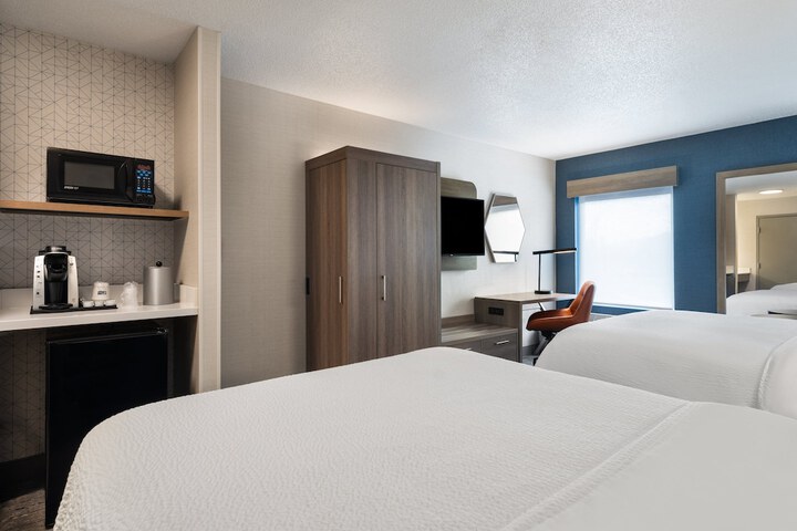 Room 22 of 63