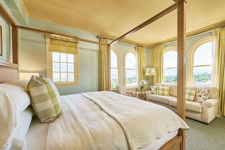 Room 45 of 70