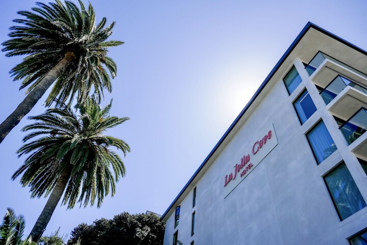 Hotel 2 of 85