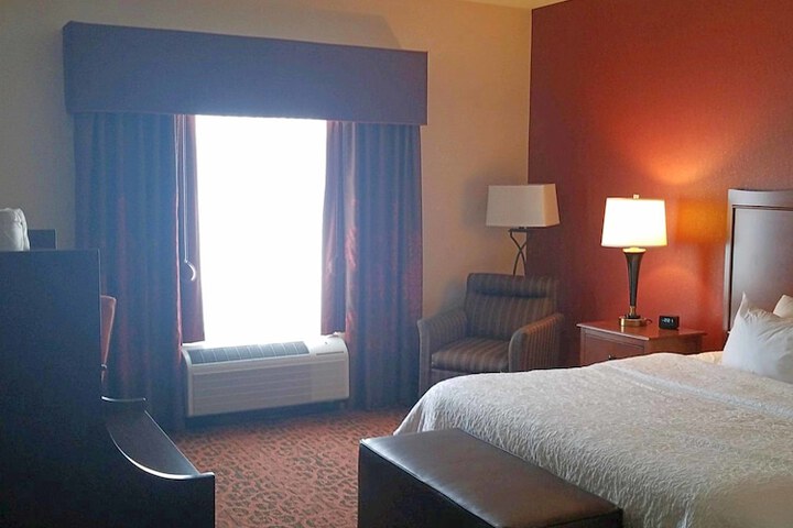 Room 14 of 52