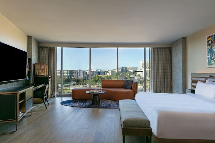 Room 58 of 124