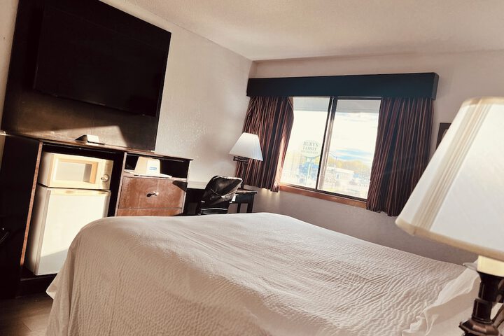 Room 47 of 95