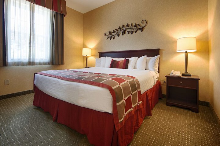 Room 5 of 22
