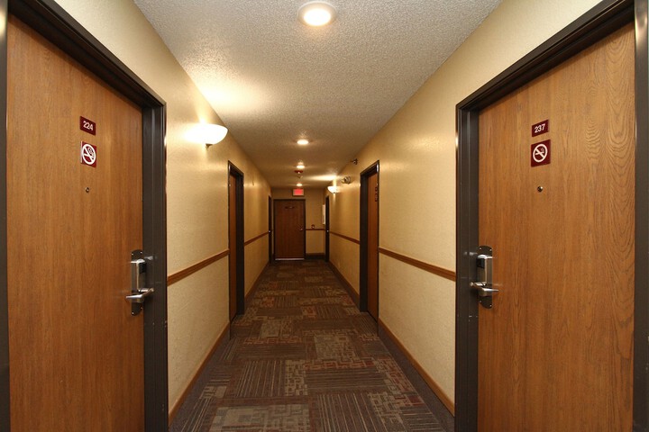 Ballroom/Hall 45 of 48