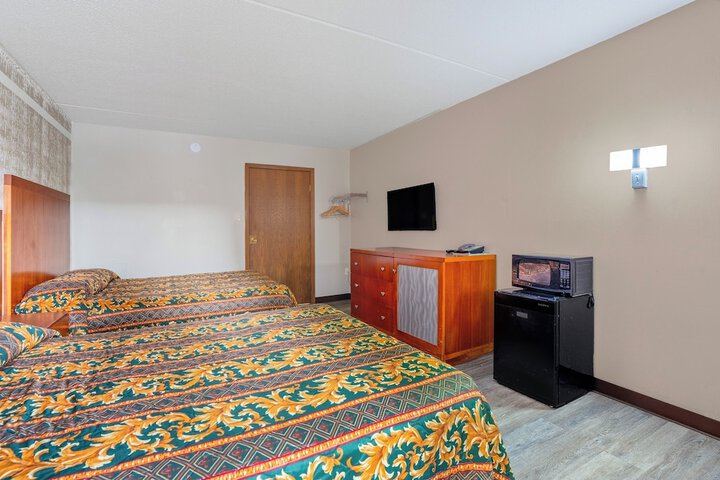 Devils Lake Inn by OYO Near Devils Lake Regional Airport
