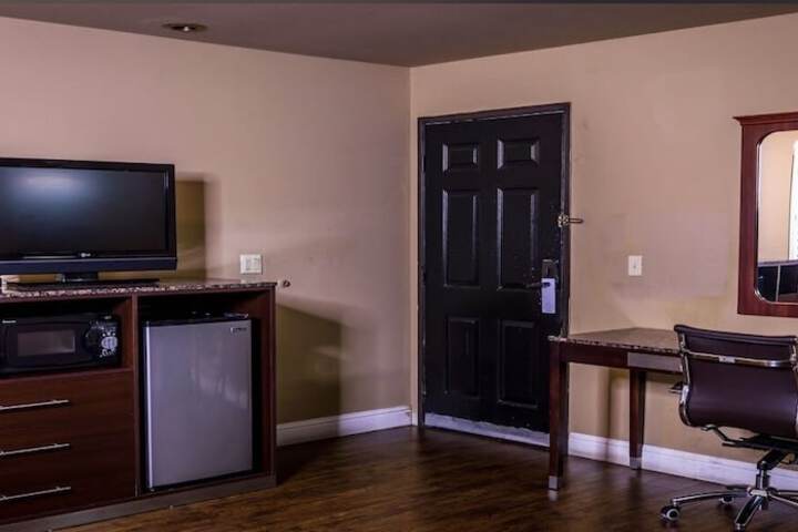 Room 7 of 7