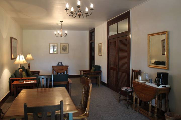 Room 45 of 80