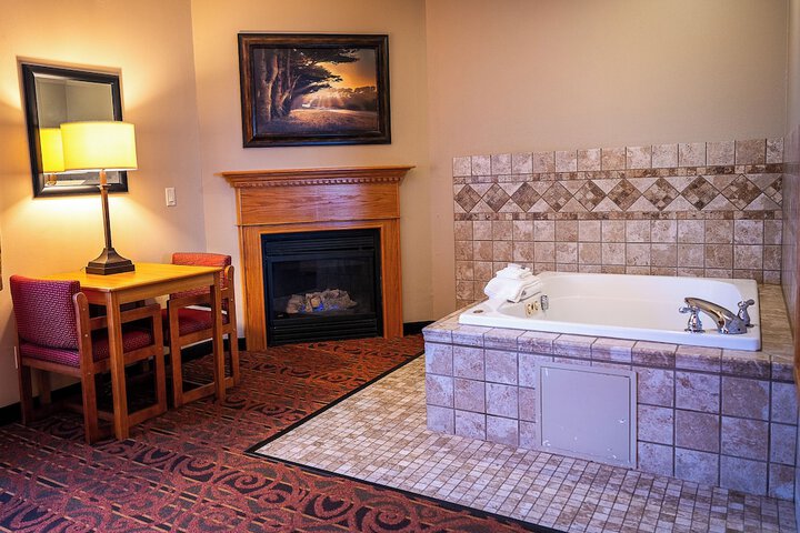 Savanna Inn & Suites