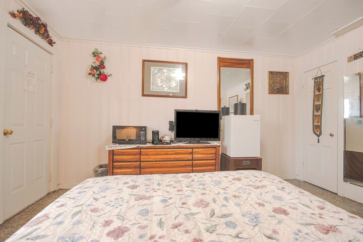 Room 40 of 50