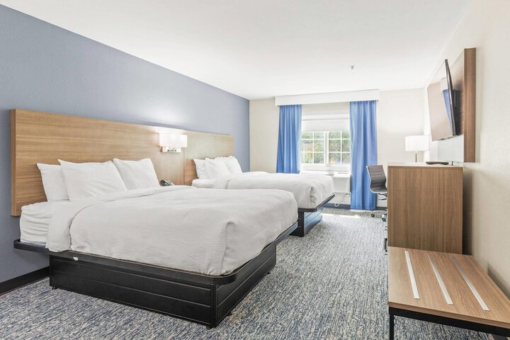 Quality Inn & Suites on the River