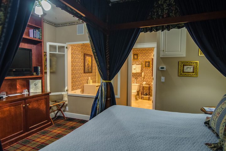 Room 89 of 144