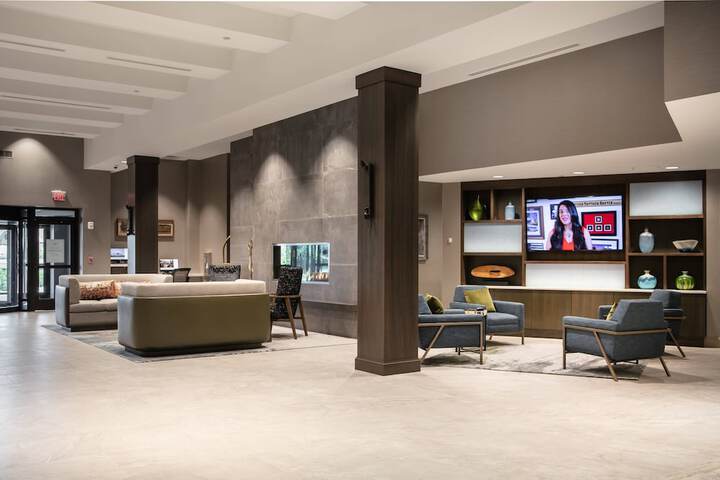 Hotel Interior 11 of 42