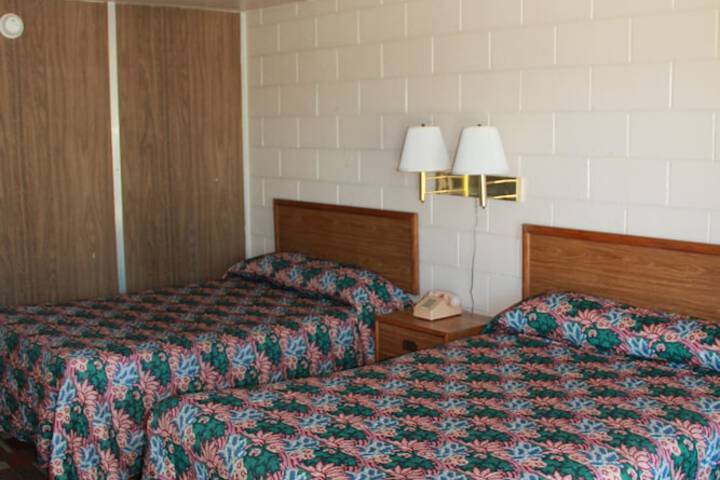 Room 9 of 15