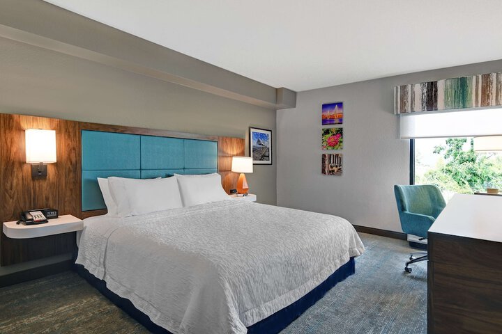Room 21 of 46