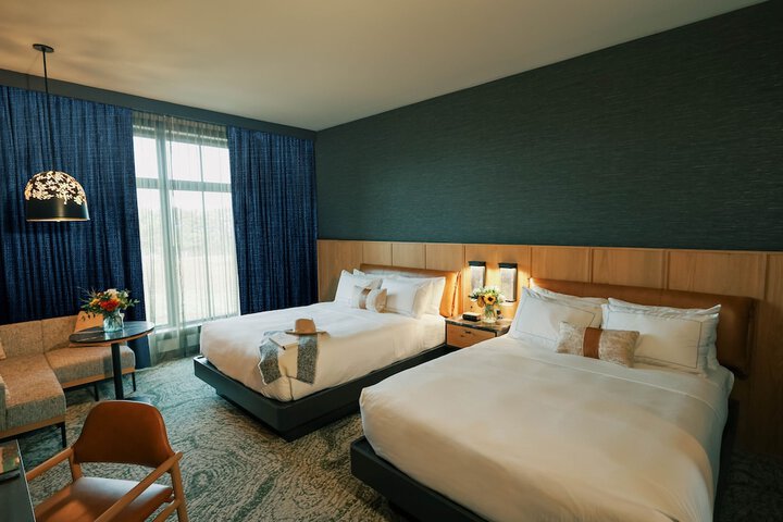 Room 110 of 227