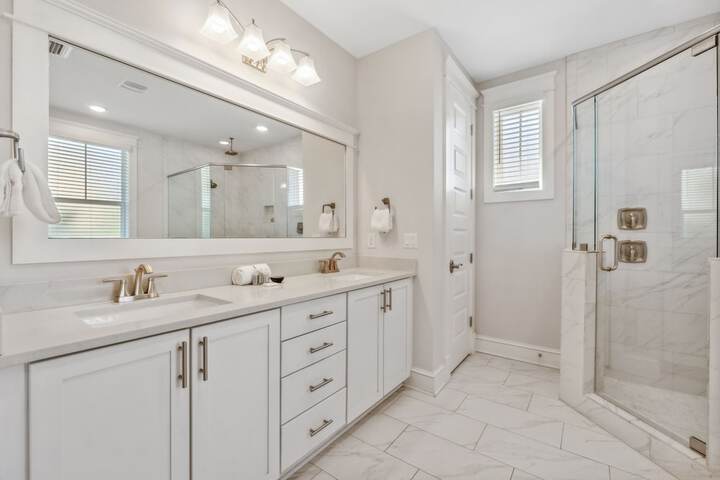 Prominence on 30A by Panhandle Getaways