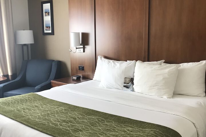 Room 34 of 64