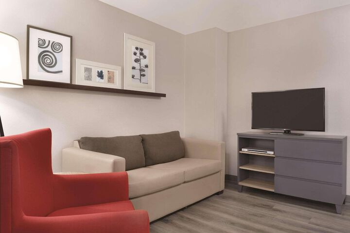 Room 35 of 58