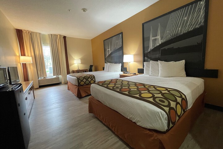Room 16 of 21