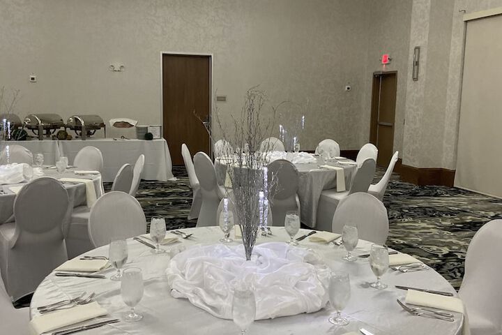 Wedding/Banquet 42 of 58