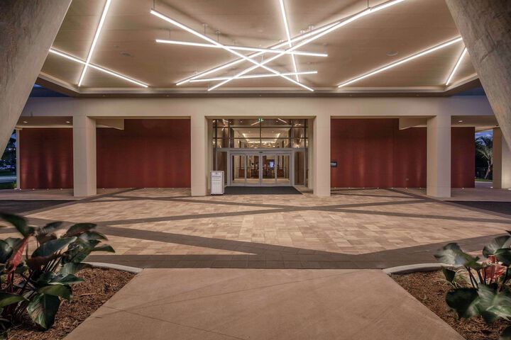 Hotel 3 of 106