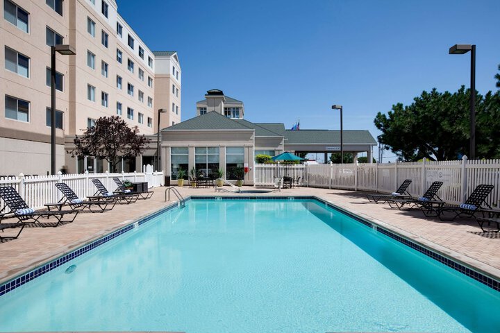 Pool 4 of 39