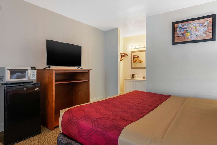Room 7 of 29