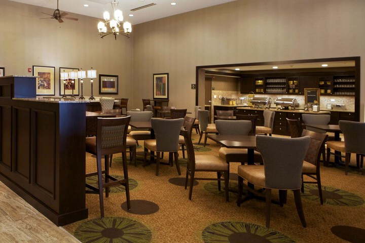Homewood Suites by Hilton Coralville - Iowa River Landing