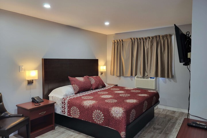 Room 17 of 41