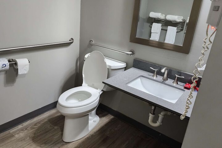Room 14 of 34