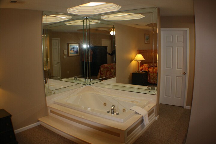 Room 21 of 30