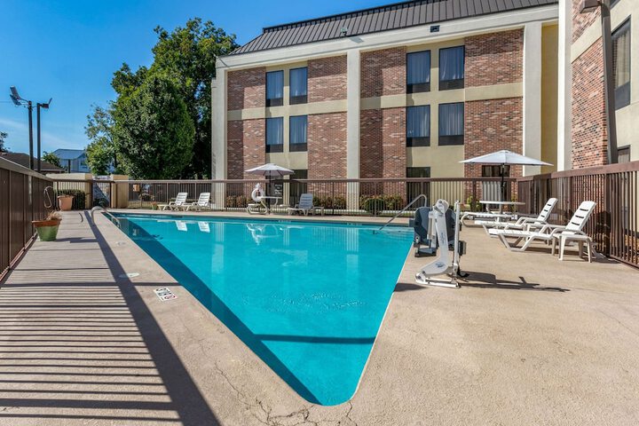 Pool 6 of 50