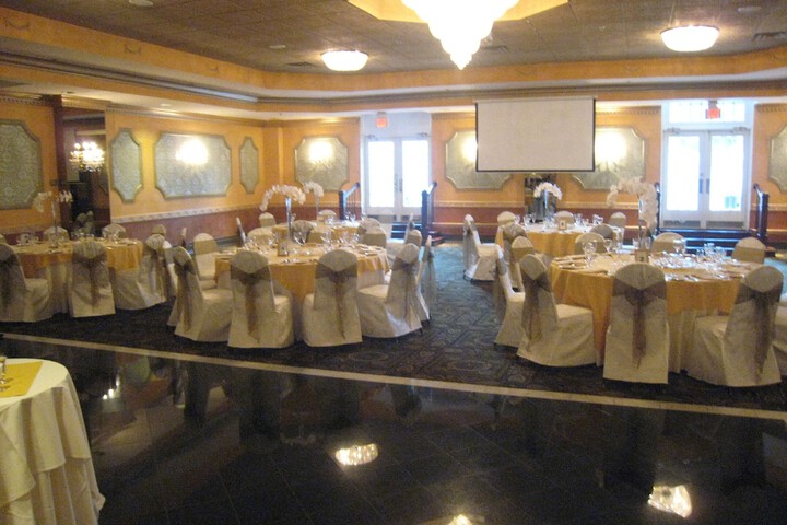 Meadowlands Plaza Hotel