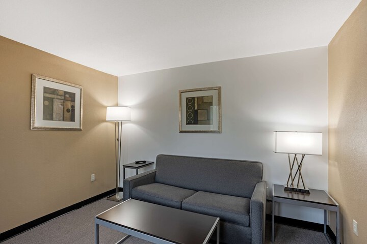 Room 15 of 86