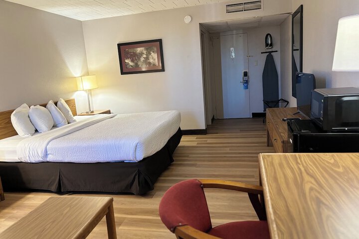 Days Inn by Wyndham Williamsport