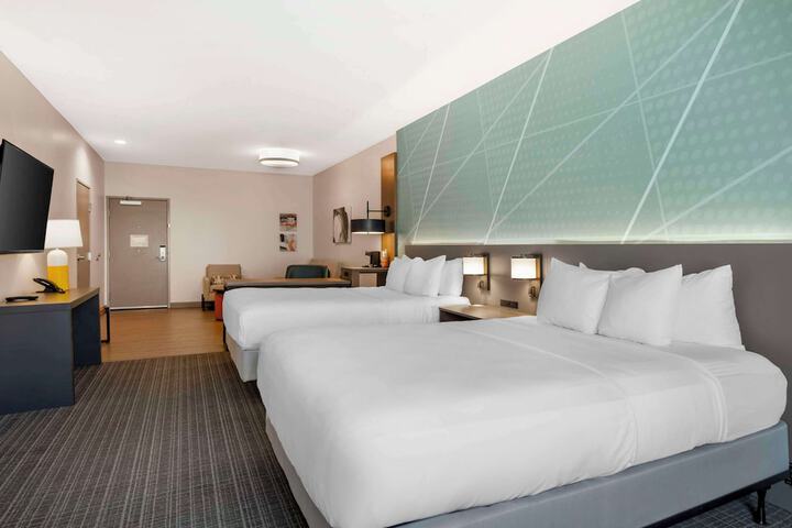 Comfort Suites Richmond East