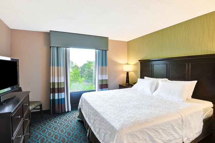 Hampton Inn by Hilton New Bedford / Fairhaven